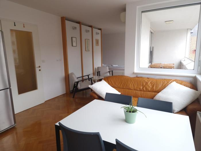 Heart of Ljubljana with free parking