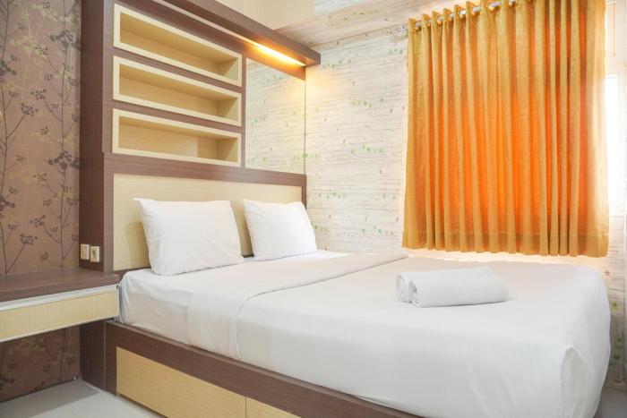 Best Deal and Comfy 1BR Green Pramuka City Apartment By Travelio