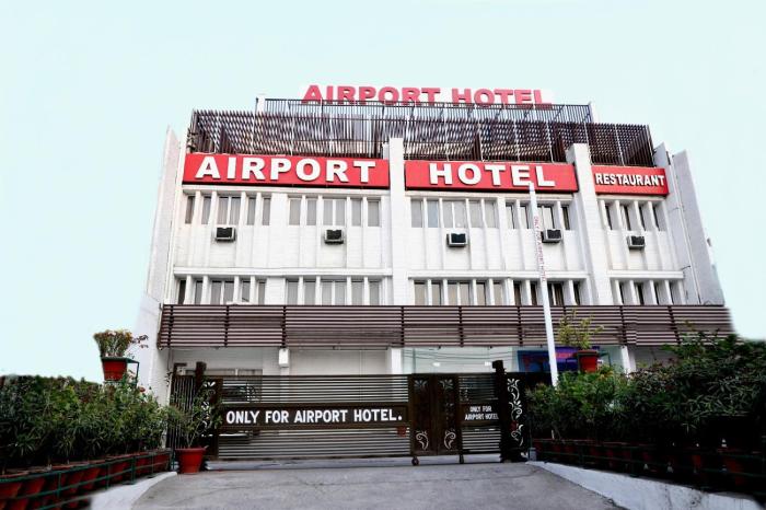 Airport Hotel