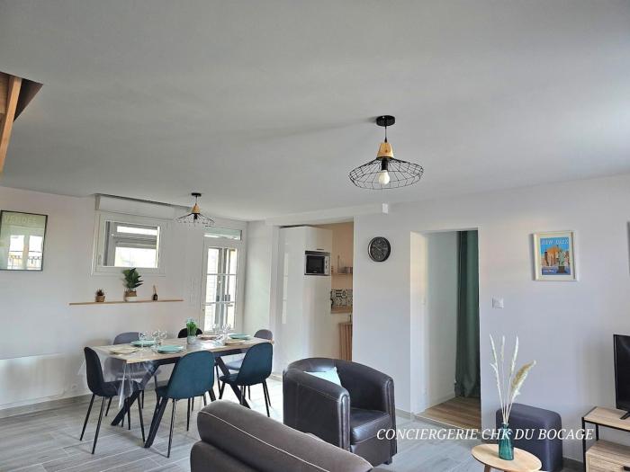 Le Relais 19 centre bourg T4 100m2 - 4min à Puy duFou