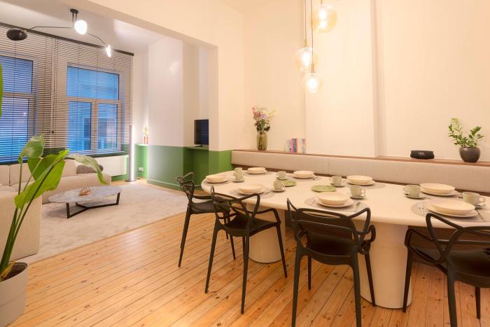 Ostend Queen - Luxe City & Beach House - 4, 3 or 2 bedrooms