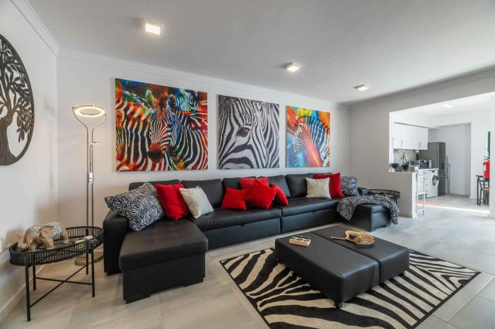 Salgados 2-Bedroom Apartment - 900m from the Beach - Wifi