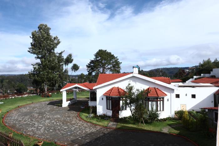 7 BHK Luxury Heritage Villa - Rock Ooty