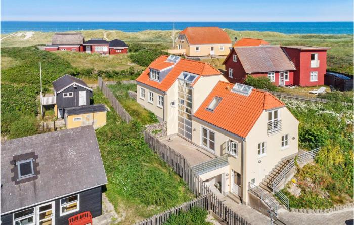 Stunning Home In Løkken With Wifi