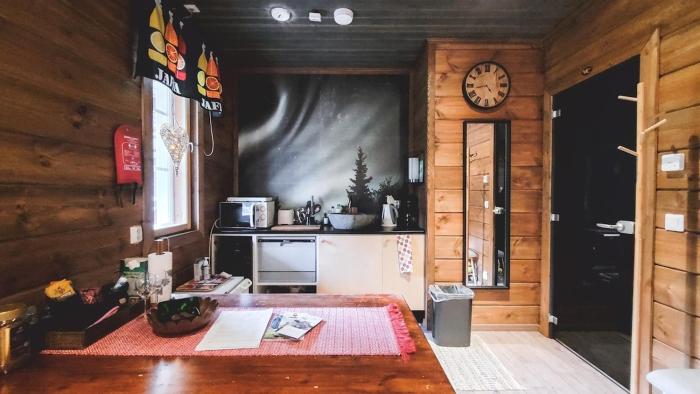 Cozy guesthouse with sauna, private entrance