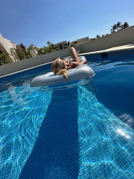 Luxury Villa with Private Pool and Lagoon view