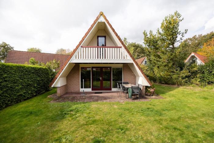 Winterkoning I Rustig Huisje met Tuin