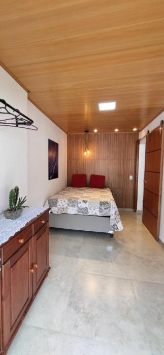 Apartamento charmoso perto da Praia dos Anjos