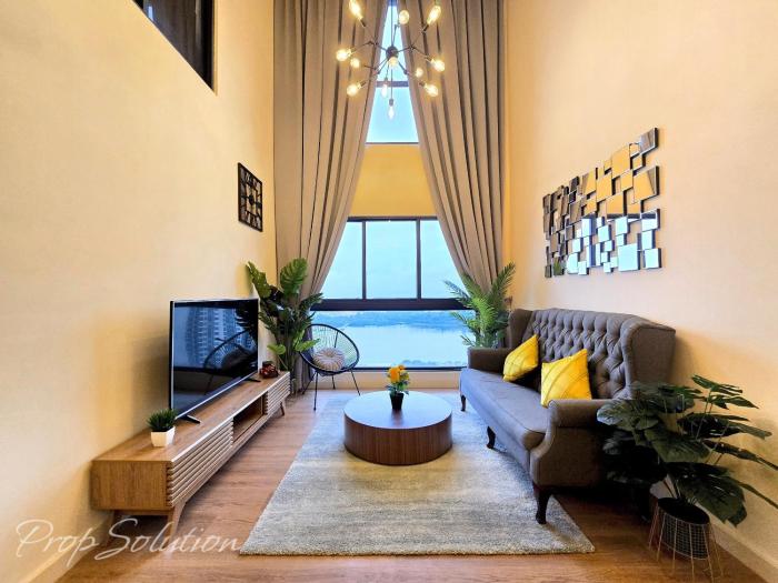 Cozy Loft Suite 2BR JB CIQ 7Pax