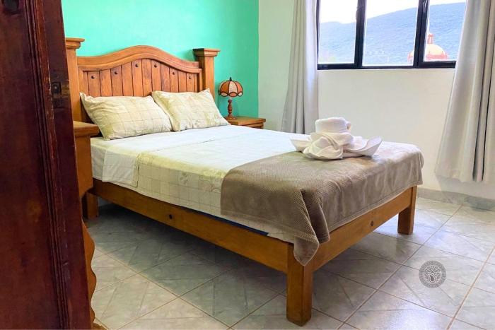 Elisa Rivera Casa Cardenal