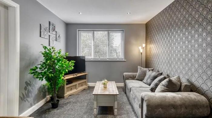 Stylish Apartment 2 Double Bedrooms - Free Off-street Parking - Preston