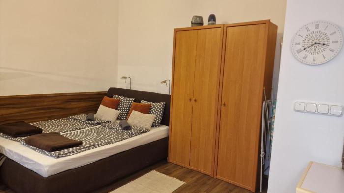 Dombóvári way apartment close to ELTE IT University and Info Park