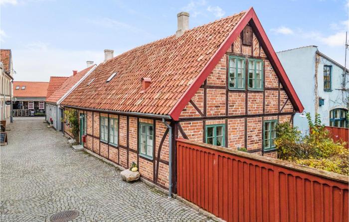 Nice Apartment In Simrishamn With Wifi