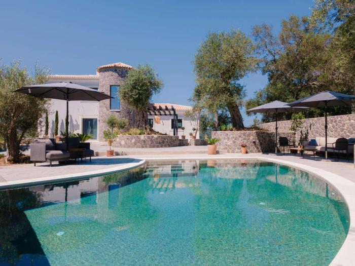 Zervos by Vintage Travel