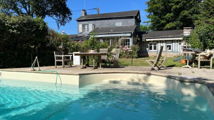 La Picane - Belle maison avec piscine et jardin