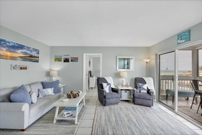 White Sand Getaways- 1255 Tarpon Center