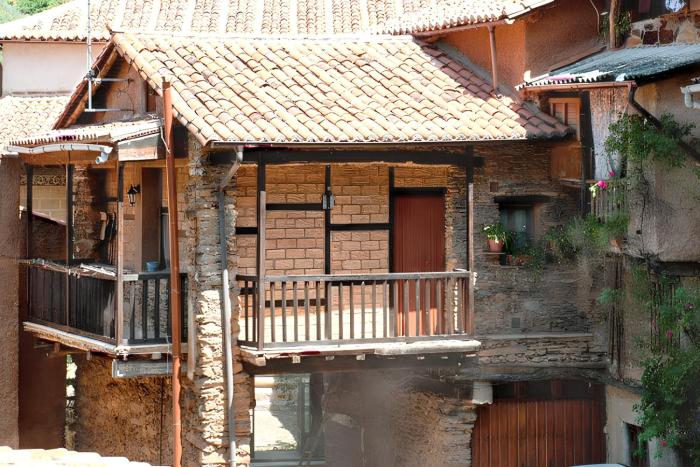 Charming House in Robledillo de Gata with Fireplace and Terrace