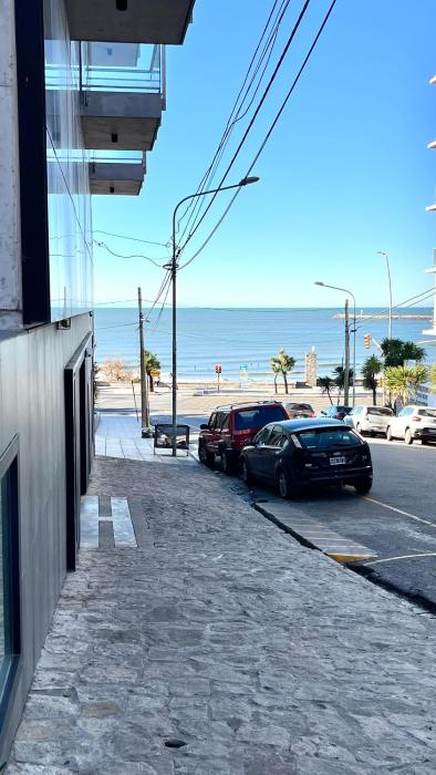 Playa Grande 1 dormitorio con cochera 4A