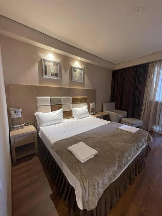 Dreamland Oasis 1206 Studio Room