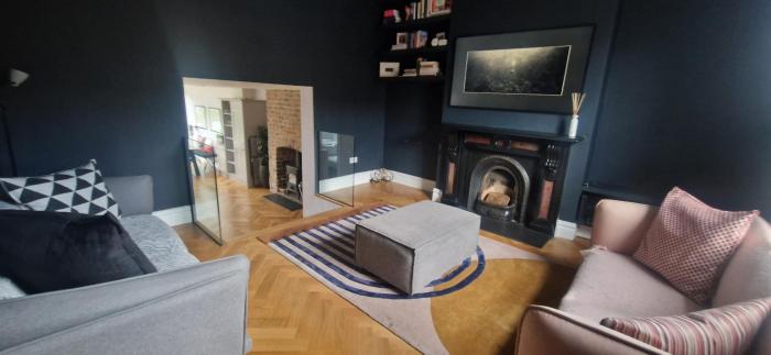 Extended 3BD SplitLevel Cottage in Popular Village