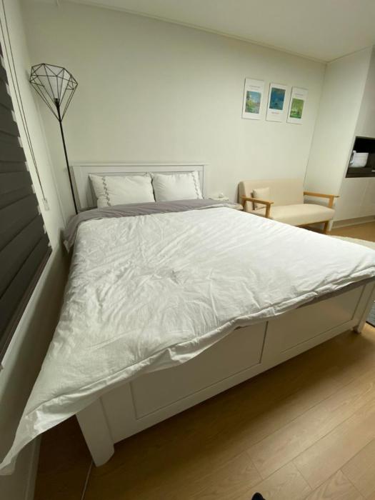 Gangnam Station 3 minutes comfortable officetel #plastic surgery #business trip #convenient transportation