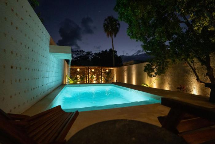 Wild Valladolid 3BR Oasis w Pool & Yoga Palapa