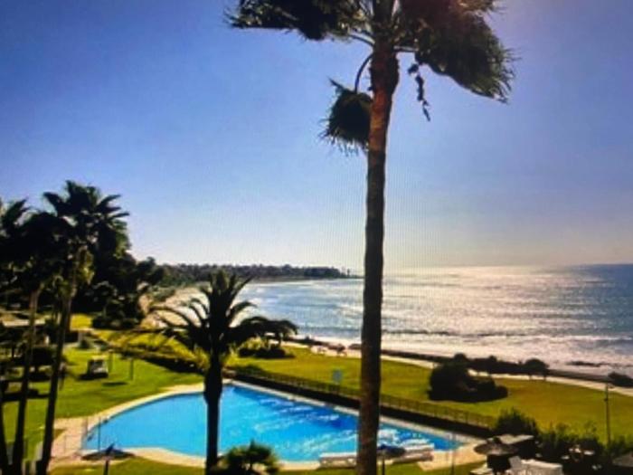 Luxury apartment In Granados Playa