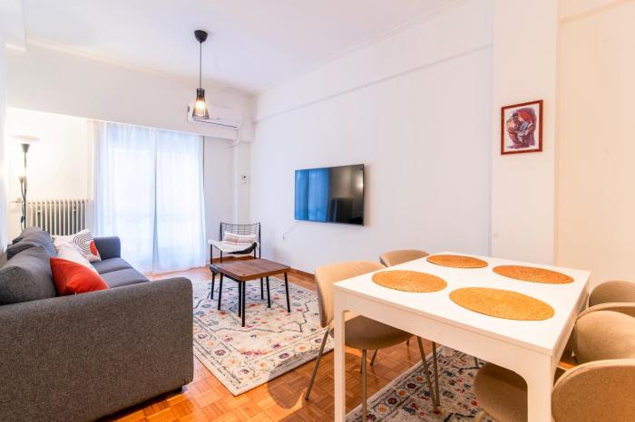 Modern 2-Bedroom Apt in Athens