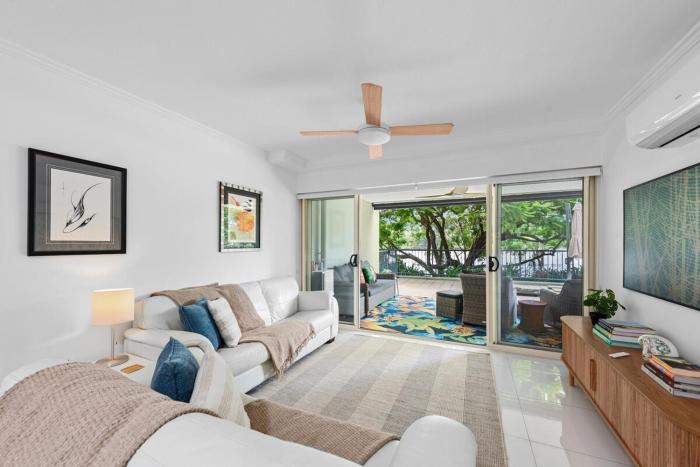 Riverfront Excellence 2Bed-2Bath-2Car - West End