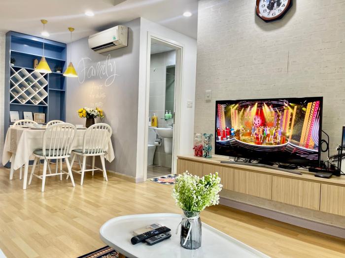 Capacious apartment 2 BRs in Masteri Thao Dien