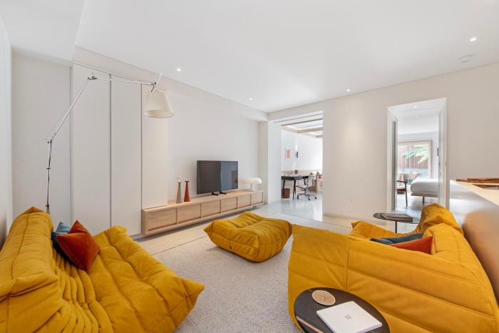 Notting Hill 2BR-2BA Private Garden Retreat