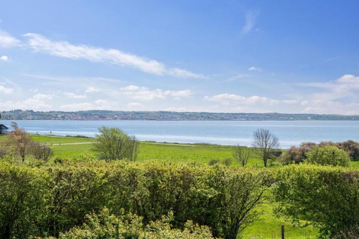 Lovely Holiday Home With Panoramic Views Over Ebeltoft Vig And Mols