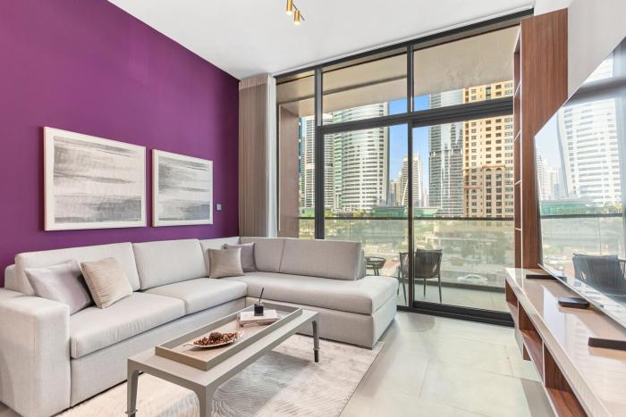 High End 1 Bedroom with Exquisite Layout in JLT
