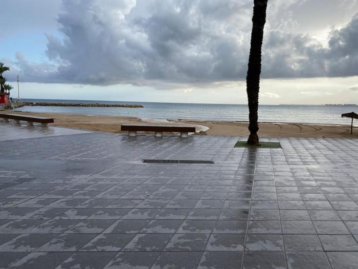 En Torrevieja Acogedor a 200 metros la playa WIFi