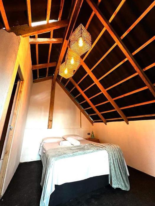 Encanto Verde cabaña sencilla