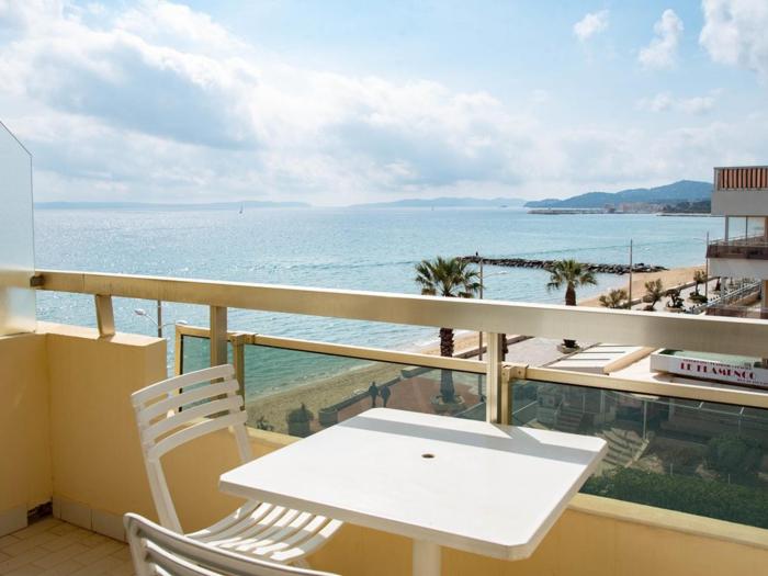Studio cabine 4 pers au Lavandou, climatisé - FR-1-803-57