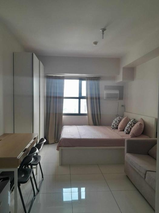 Olivia Green at Horizons 101