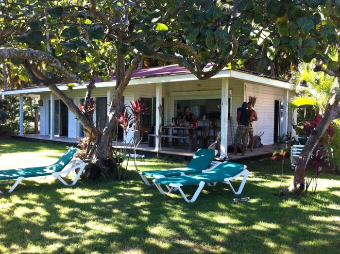 Villa Bianca - BEACHFRONT with Pool