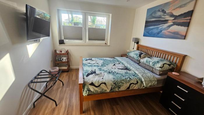 The Otters by Brand Hatch