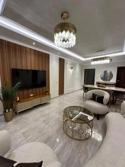Comfy Home in Sheikh Zayed - Khamayel