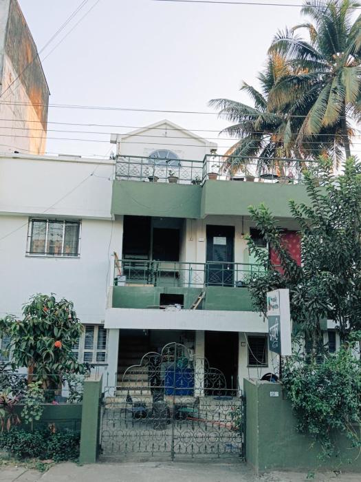 Classic Homestay with AC in one bedroom