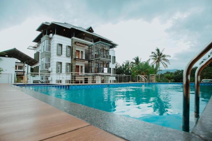 Crystal Winter Arcade Wayanad Premium Pool Stay