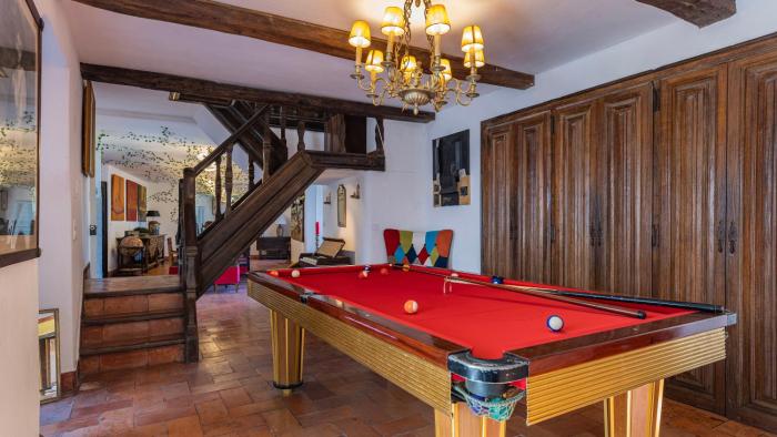 17th Century Room in Villa with Snooker & HotTub - Sintra WOW