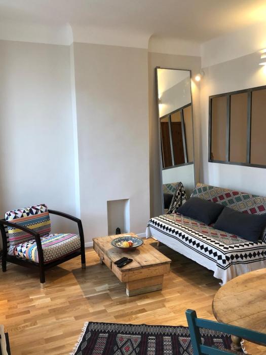 FLC - Charming T1bis 10mn Cours Julien-Nt Dame du Mont