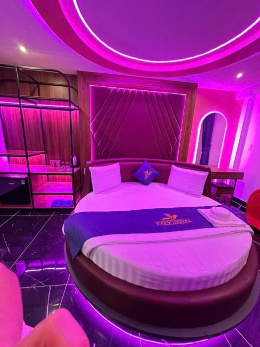 Khách Sạn Tân Hoàng Yến