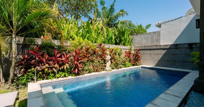 3 Bedroom Villa Mawar walk to Beach Legian