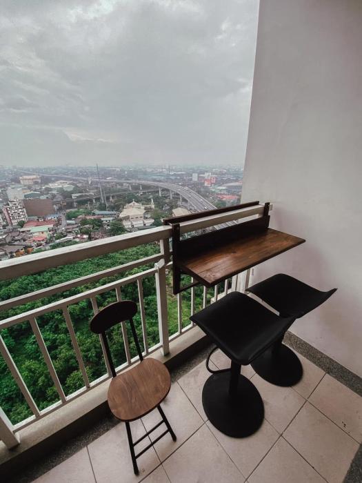 Industrial themed unit Celandine Balintawak