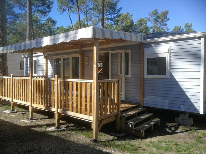 Bungalow Natherem, 3ch dont 1 suite parentale, 2 sdb à Saint Julien en Born dans camping 4 étoile