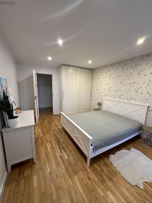 Koreli apartment
