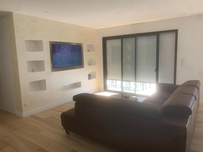 Maison de plein pied à Arnage proche du circuit